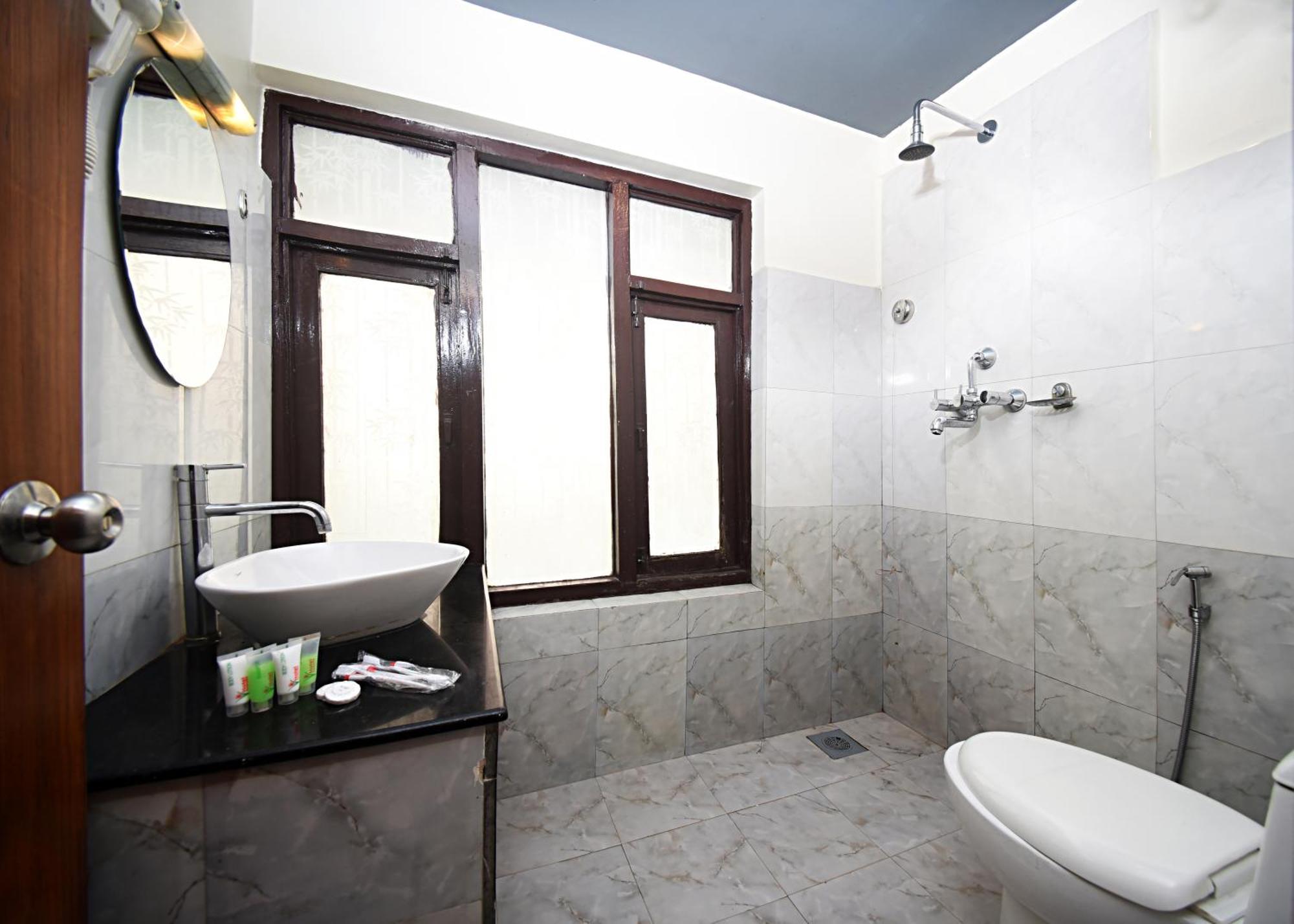 Hotel Amaryllis Katmandu Dış mekan fotoğraf